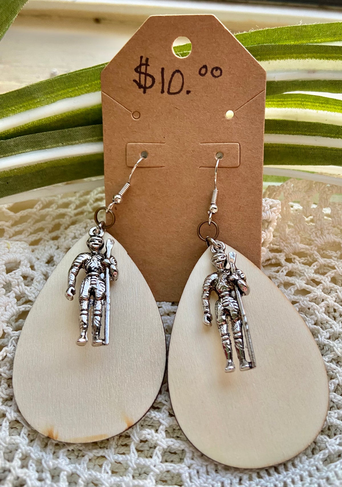 Earring Rounds